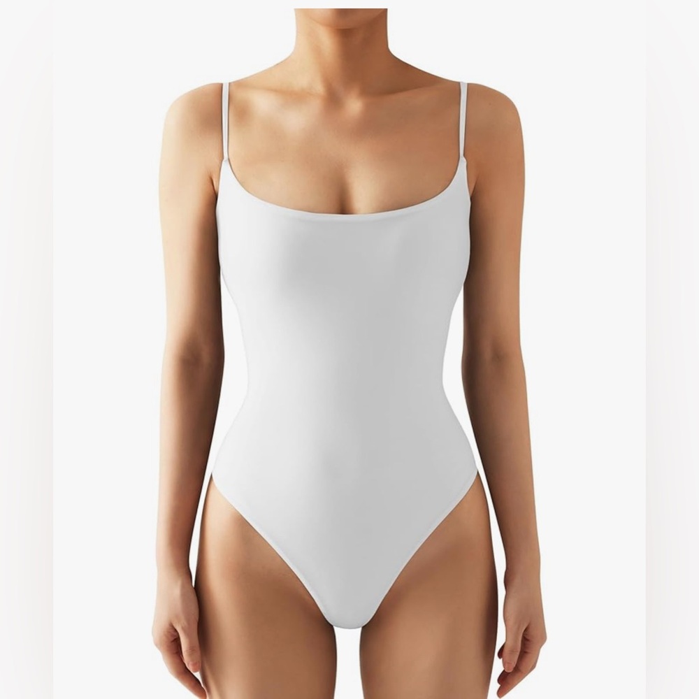NWOT Suuksess Square Neck Cami Bodysuit